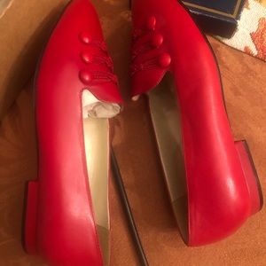 Size 8 Vintage Pappagallo red shoes, still in original box! Never worn!